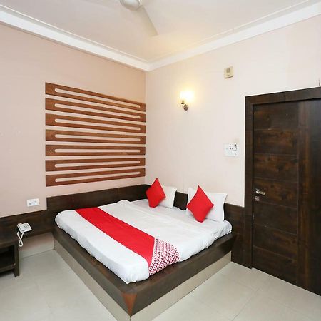 Oyo 29724 Hotel Kokila Resort Джабалпур Екстериор снимка
